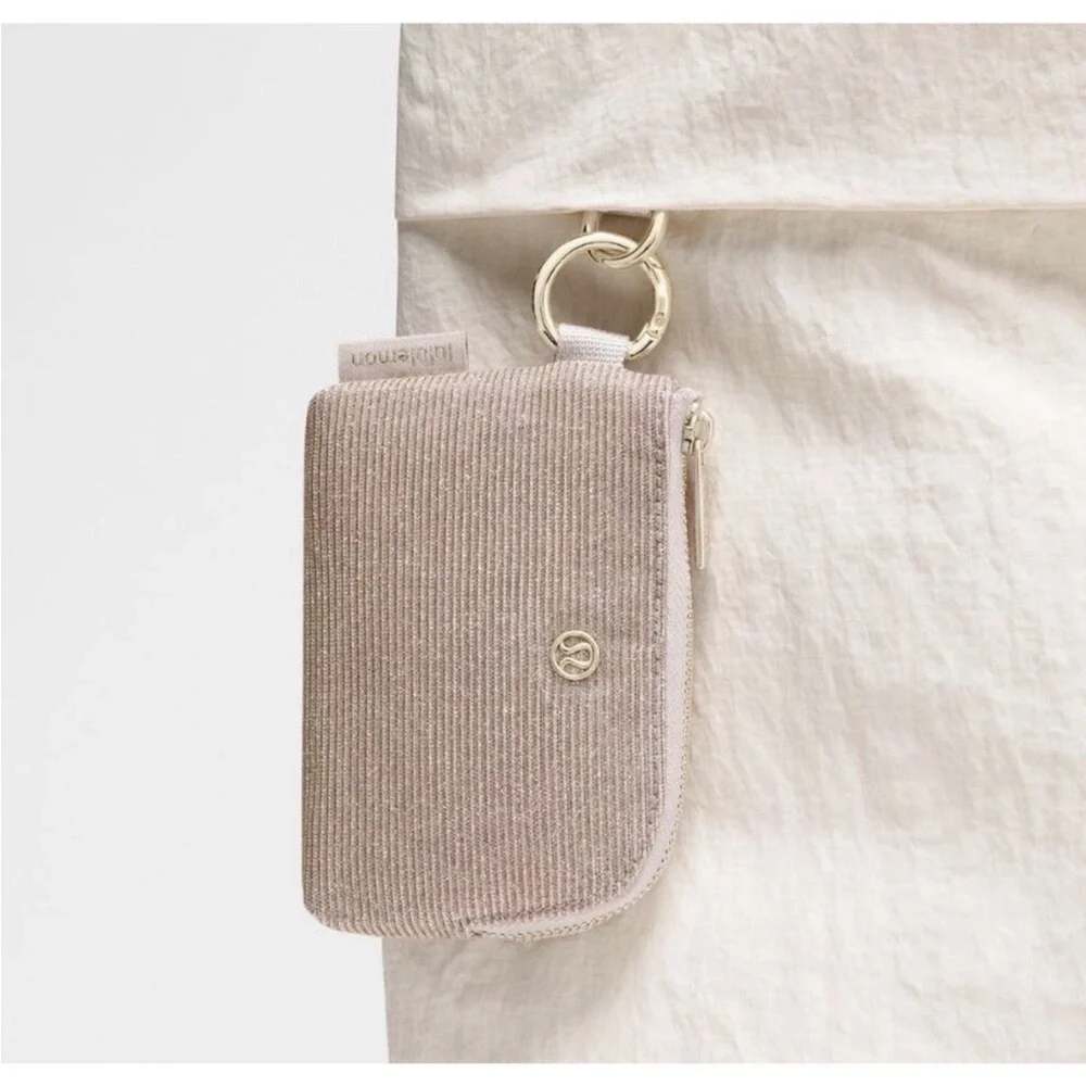 Lululemon Clippable Card Pouch, Glitter In Pink Champagne/Mink/Gold NWT